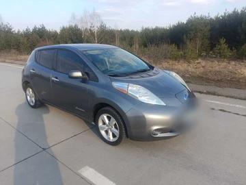 Авто Nissan Leaf 2015 № 8627637