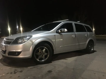 Авто Opel Astra 2005 № 8627659