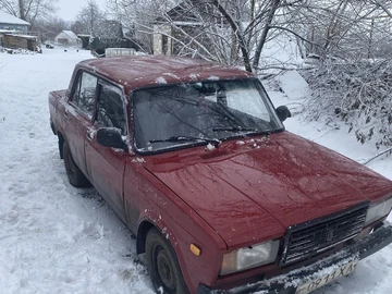Авто ВАЗ 2107 1983 № 8627888
