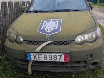 Авто Honda Hr-V 2002 № 8627933