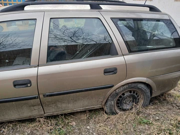 Авто Opel Vectra 1997 № 8627963