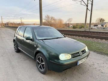 Авто Volkswagen Golf 1999 № 8628209