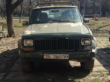 Авто Jeep Cherokee 1996 № 8628235