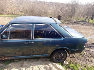 Авто Audi 80 1977 № 8628494