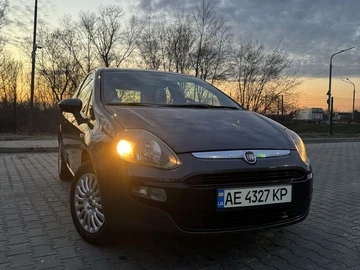 Авто Fiat Grande Punto 2011 № 8628623