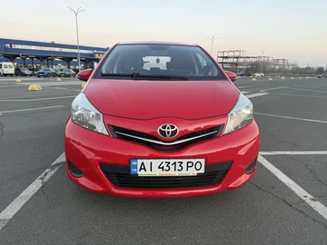 Авто Toyota Yaris 2012 № 8628631