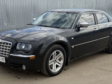 Авто Chrysler 300C 2006 № 8628713