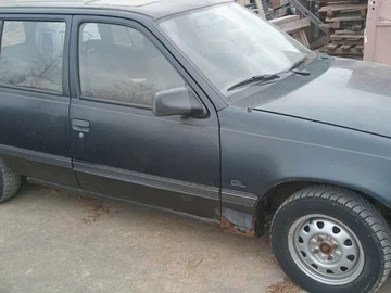 Авто Opel Kadett 1991 № 8629188