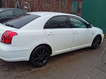 Авто Toyota Avensis 2005 № 8629475