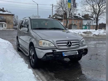 Авто Mercedes Ml Серия 2004 № 8629739