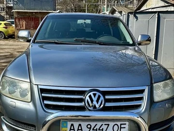 Авто Volkswagen Touareg 2004 № 8629857