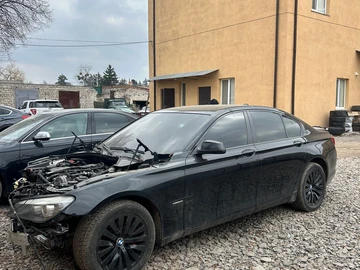 Авто BMW 7 Серия 2010 № 8629914