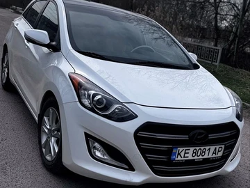 Авто Hyundai Elantra 2015 № 8630136