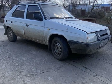 Авто Skoda Favorit 1989 № 8630196