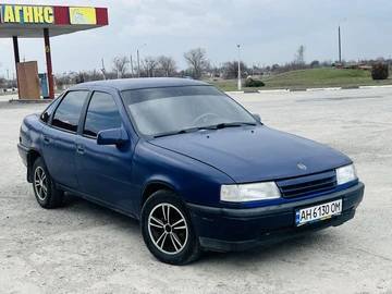 Авто Opel Vectra 1990 № 8630231