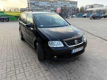 Авто Volkswagen Touran 2006 № 8630694