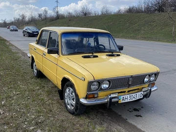 Авто ВАЗ 2103 1984 № 8631237