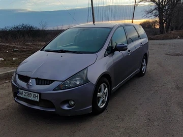 Авто Mitsubishi Grandis 2006 № 8631252