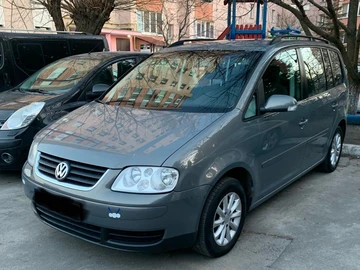 Авто Volkswagen Touran 2006 № 8631269