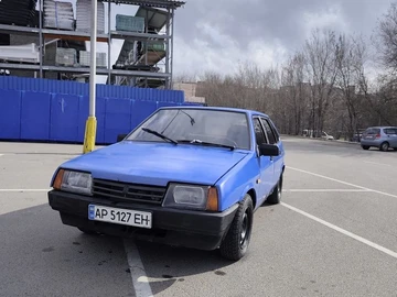 Авто ВАЗ 2109 1992 № 8631679