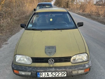 Авто Volkswagen Golf 1997 № 8631715