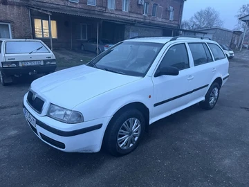 Авто Skoda Octavia 2000 № 8631767