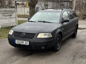 Авто Volkswagen Passat Variant 2002 № 8631803