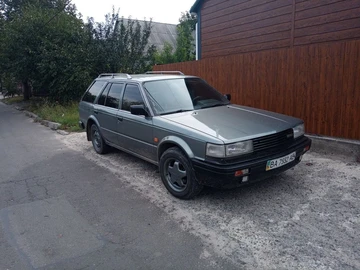 Авто Nissan Bluebird 1988 № 8632032