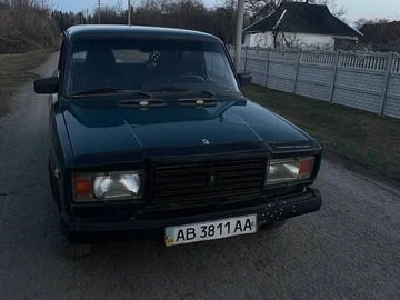 Авто ВАЗ 2107 2004 № 8632035