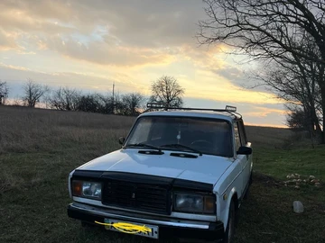 Авто ВАЗ 2107 2000 № 8632145