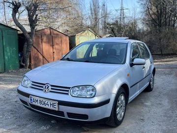 Авто Volkswagen Golf 1997 № 8632159