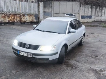 Авто Volkswagen Passat Sedan 1998 № 8632175