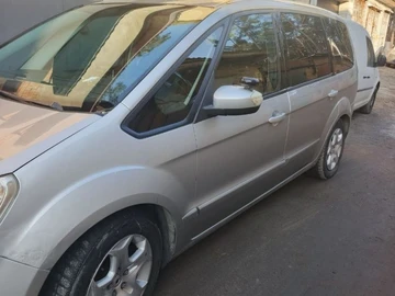 Авто Ford Galaxy 2008 № 8632239