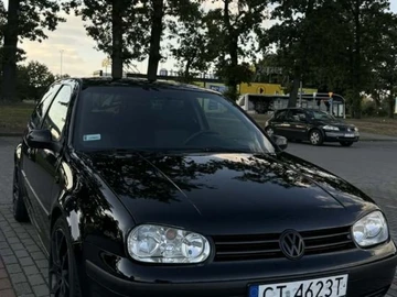 Авто Volkswagen Golf 2000 № 8632293
