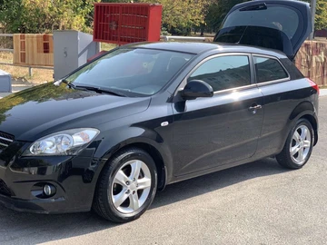 Авто KIA Cee X27 D 2008 № 8632309