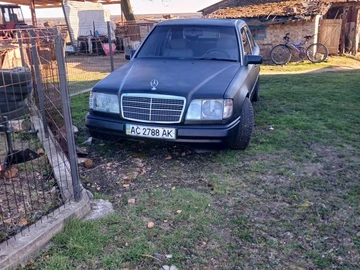 Авто Mercedes E Серия 1993 № 8632347