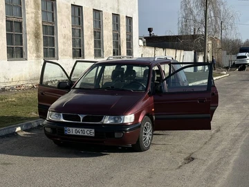 Авто Mitsubishi Space Wagon 1995 № 8632352