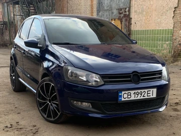 Авто Volkswagen Polo 2010 № 8632365