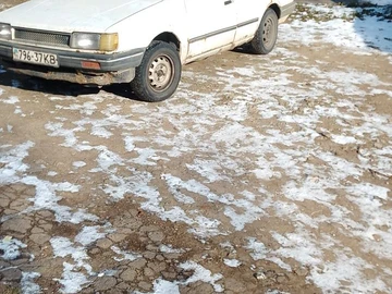 Авто Mazda 323 1990 № 8632458