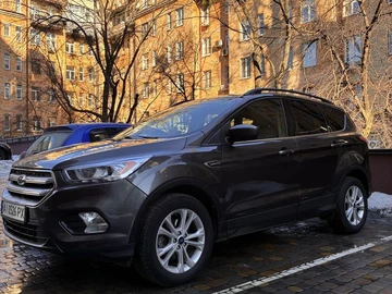 Авто Ford Escape 2018 № 8632538