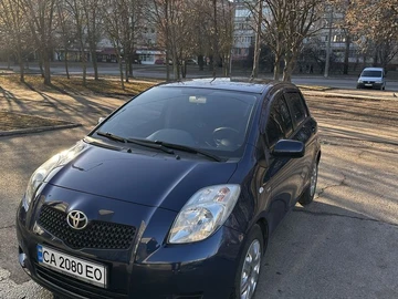 Авто Toyota Yaris 2006 № 8632565