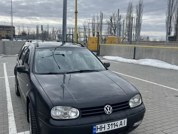 Авто Volkswagen Golf 1999 № 8632774