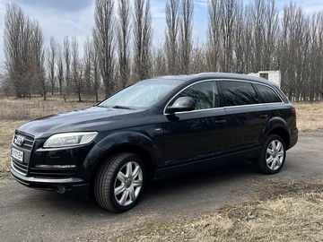 Авто Audi Q7 2006 № 8632778