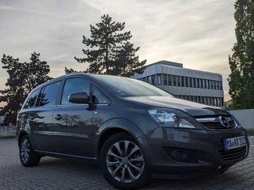 Авто Opel Zafira 2010 № 8632969