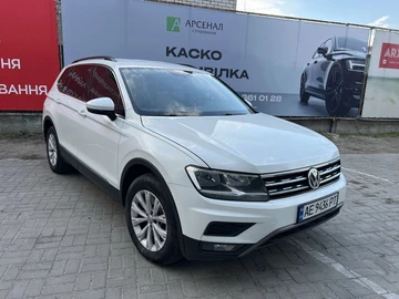 Авто Volkswagen Tiguan 2018 № 8633037