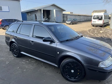 Авто Skoda Octavia 2003 № 8633039