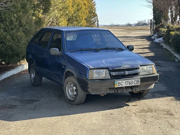 Авто ВАЗ 2109 1989 № 8633050