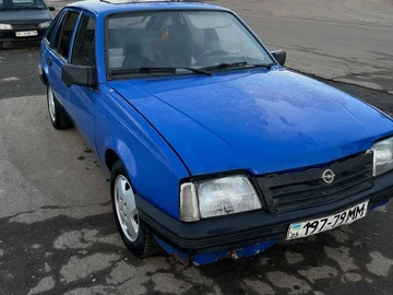 Авто Opel Ascona 1995 № 8633299