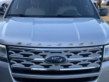 Авто Ford Explorer 2018 № 8633346