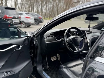 Авто Tesla Model S 2016 № 8633549